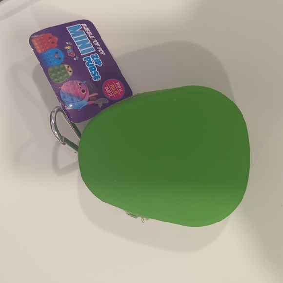 Bubble Pop Mini Zip Purse Green Avacado Toy for Kids Fidget Stocking Stuffers - Picture 2 of 4
